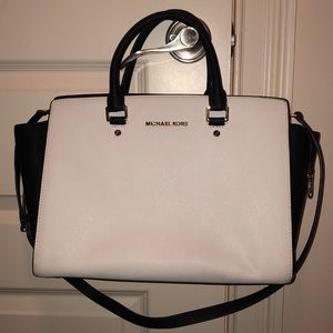 Michael Kors black and white shoulder bag